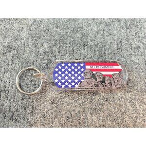 VTG Keychain Souvenir Mt. Rushmore Acrylic Plastic  2 Sided American Flag